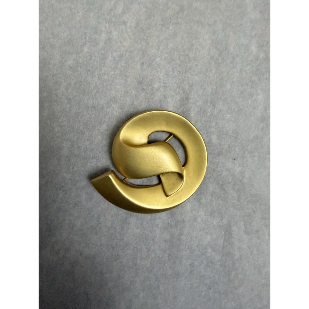 : Vintage Avon Artists Dimensions Brooch Pin Gold Tone 1980s Modernist Swirl